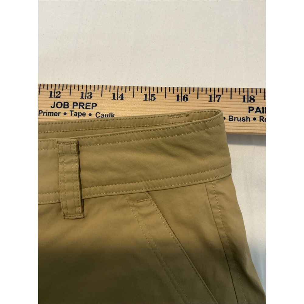 2 Eddie Bauer Womens Cargo Hiking Golf Shorts Sz 14 Gray Khaki - Picture 11 of 16